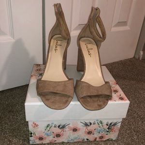 Lulu's tan block heels size 8.5